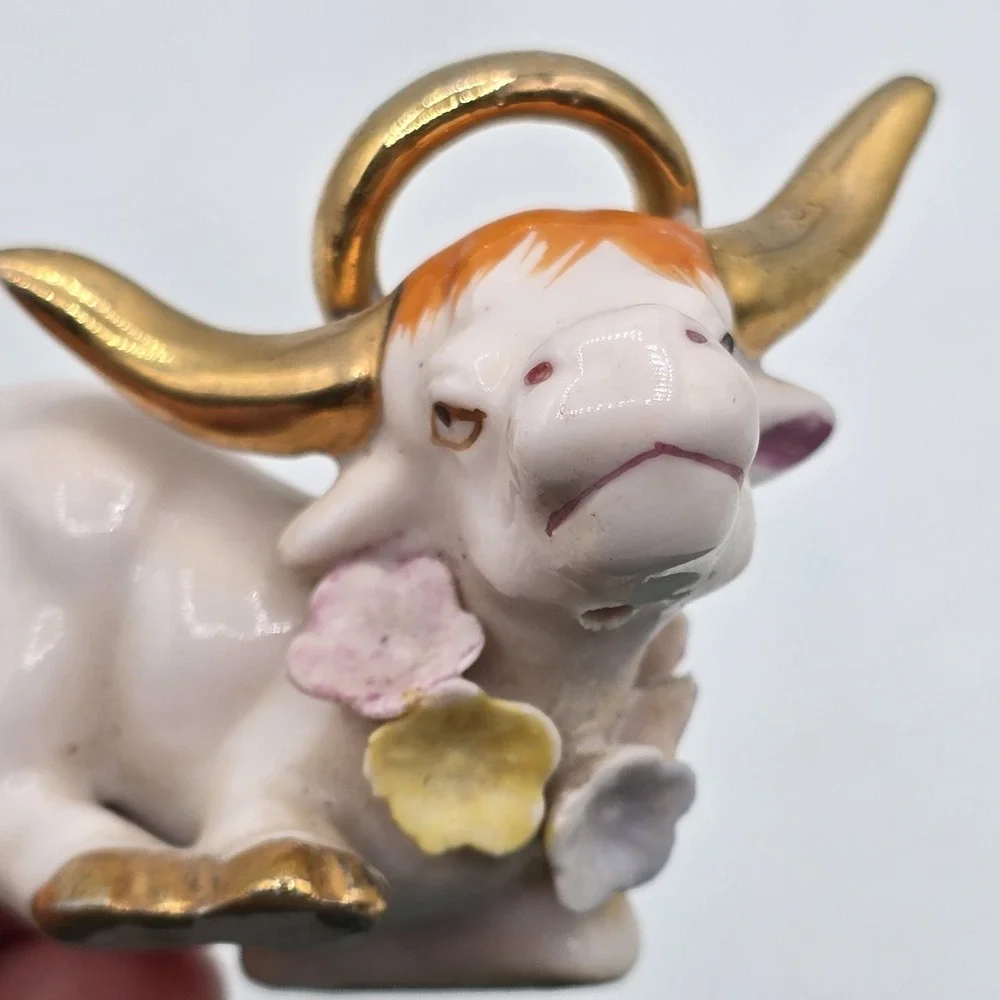 Vtg Napco ANGEL‎ Bull Cow Salt  Pepper Figurine Shaker Single Halo & Flowers